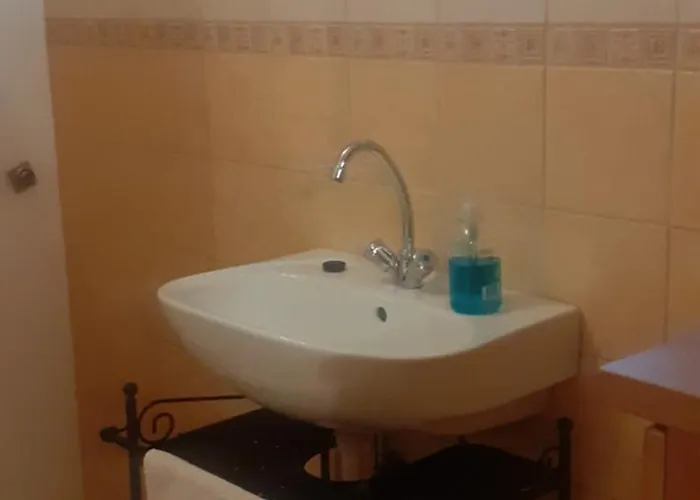 Biro-udvar Vendeghaz Appartement Malyinka